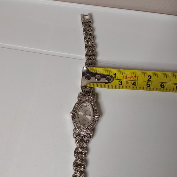 Very Pretty Armitron Now Watch - Picture 11 of 15